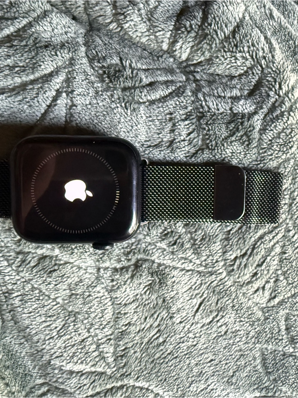 NEW APPLE WATCH